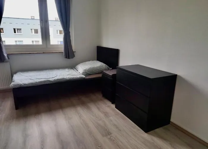 5 Betten Monteurwohnung In * تْسيتهاين